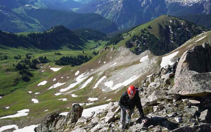 gap year mountaineering program for young adults